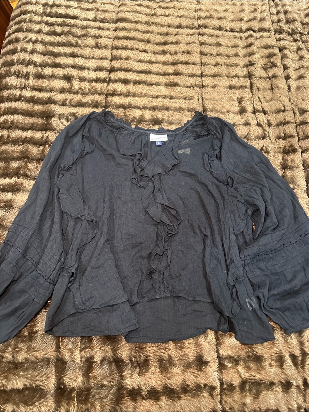Universal thread Lightweight Navy Ruffle Blouse - Women XL
